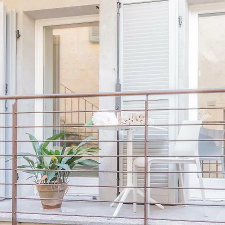Pretty Apartment *